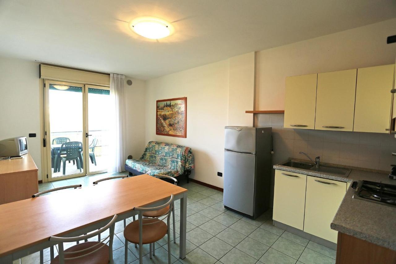 Tigli Lido Altanea Apartment Caorle Bagian luar foto