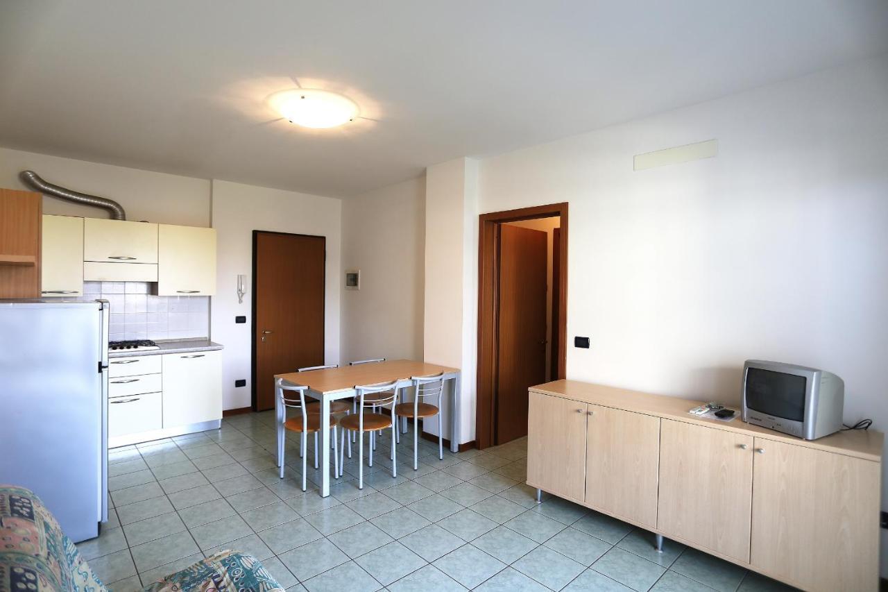 Tigli Lido Altanea Apartment Caorle Bagian luar foto