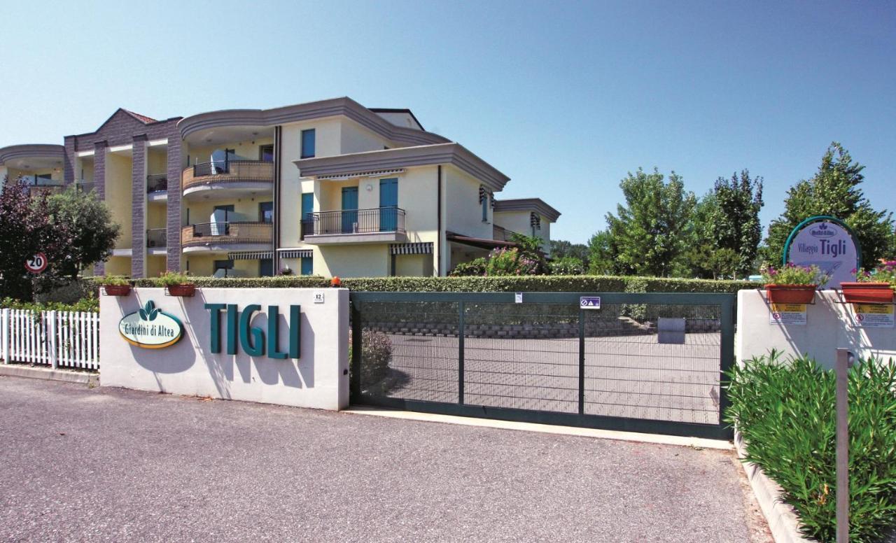 Tigli Lido Altanea Apartment Caorle Bagian luar foto
