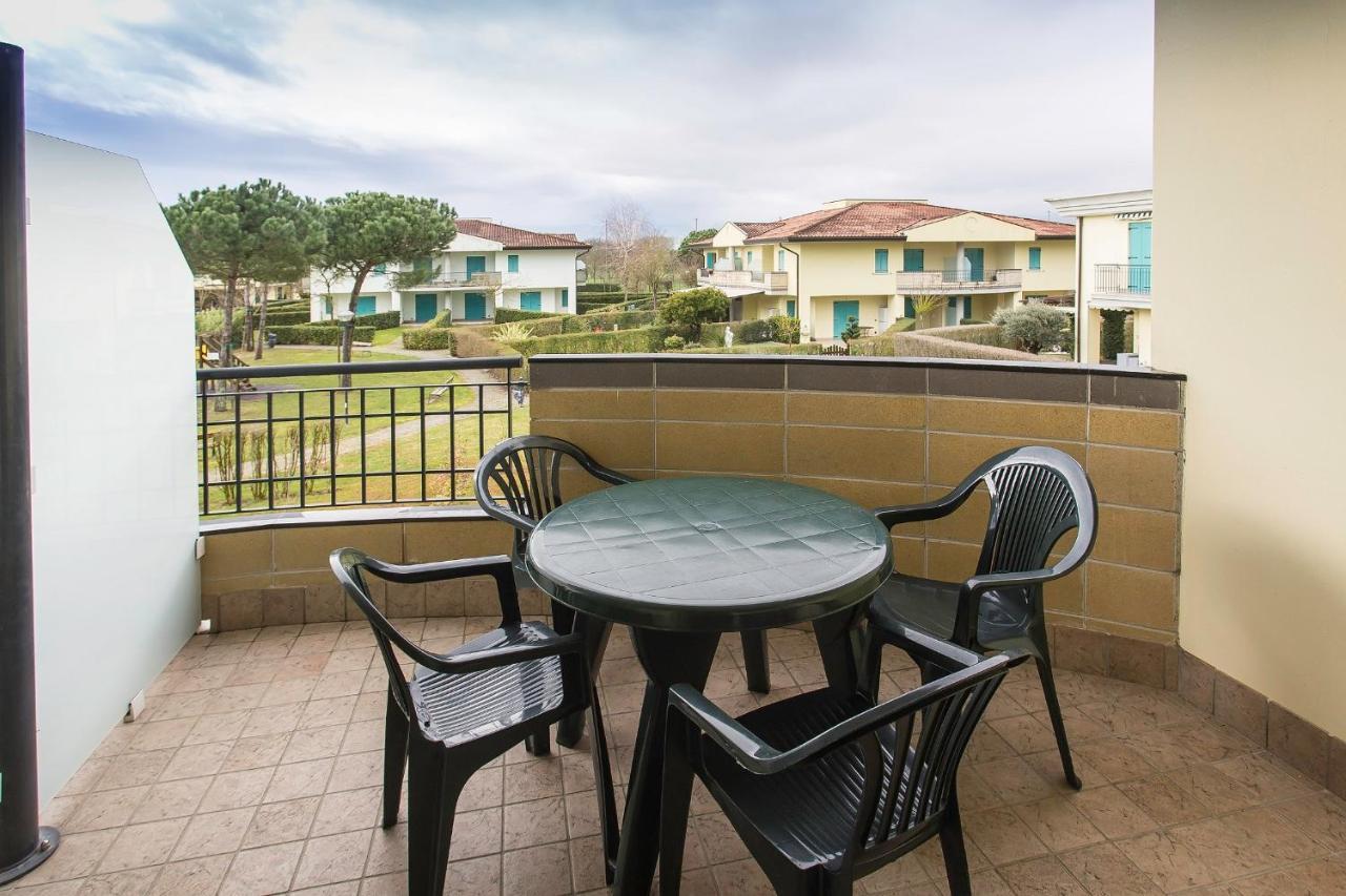 Tigli Lido Altanea Apartment Caorle Bagian luar foto