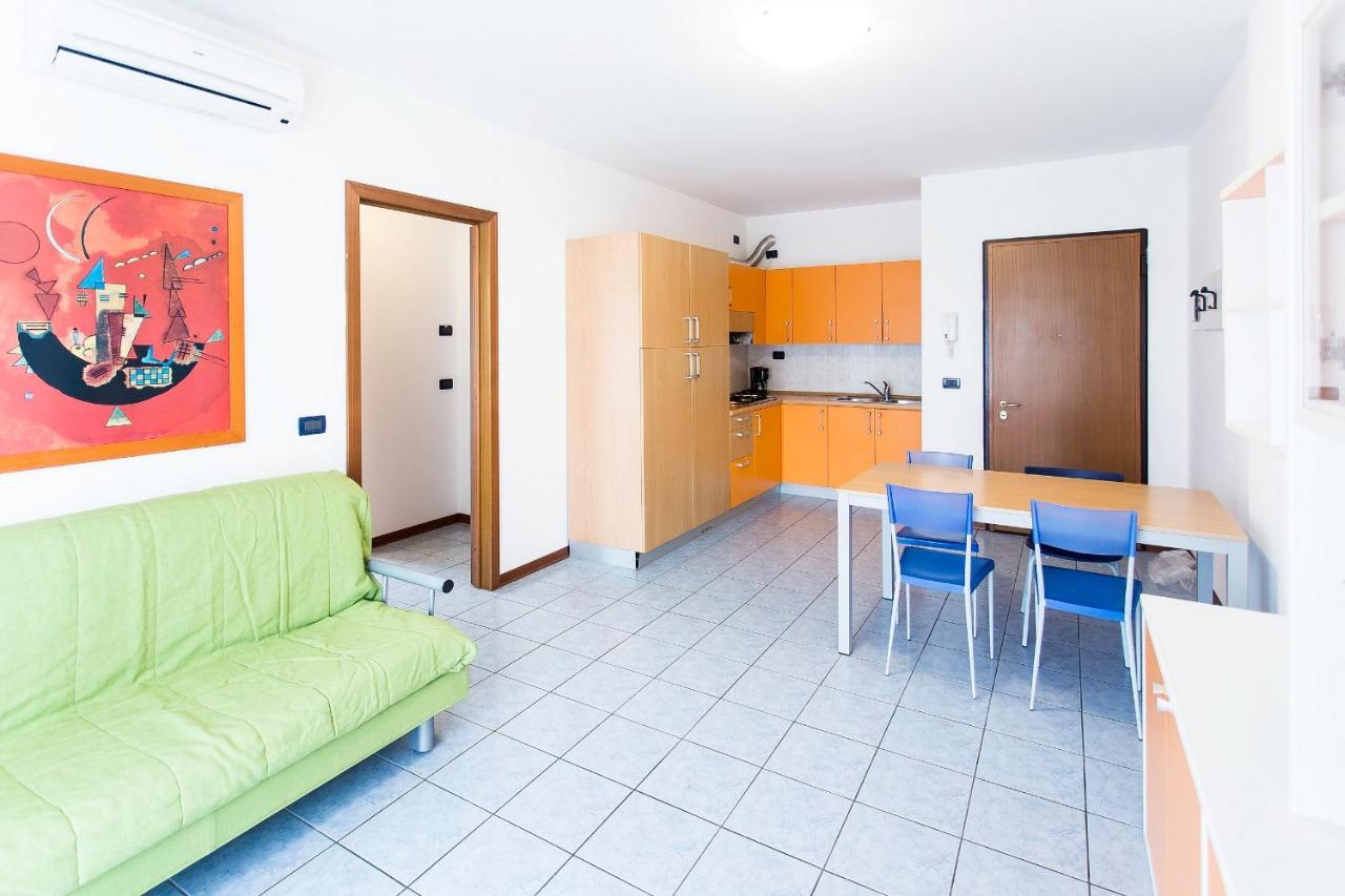 Tigli Lido Altanea Apartment Caorle Bagian luar foto