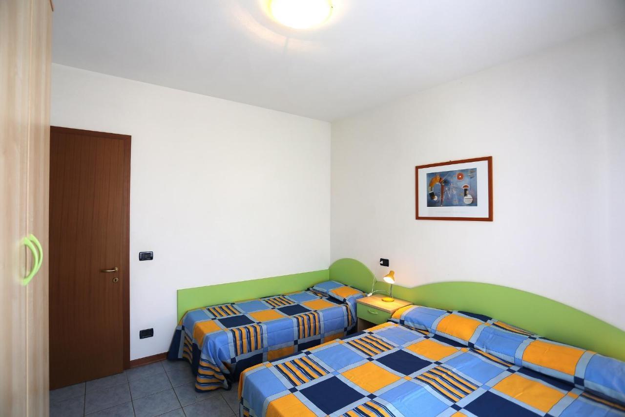 Tigli Lido Altanea Apartment Caorle Bagian luar foto