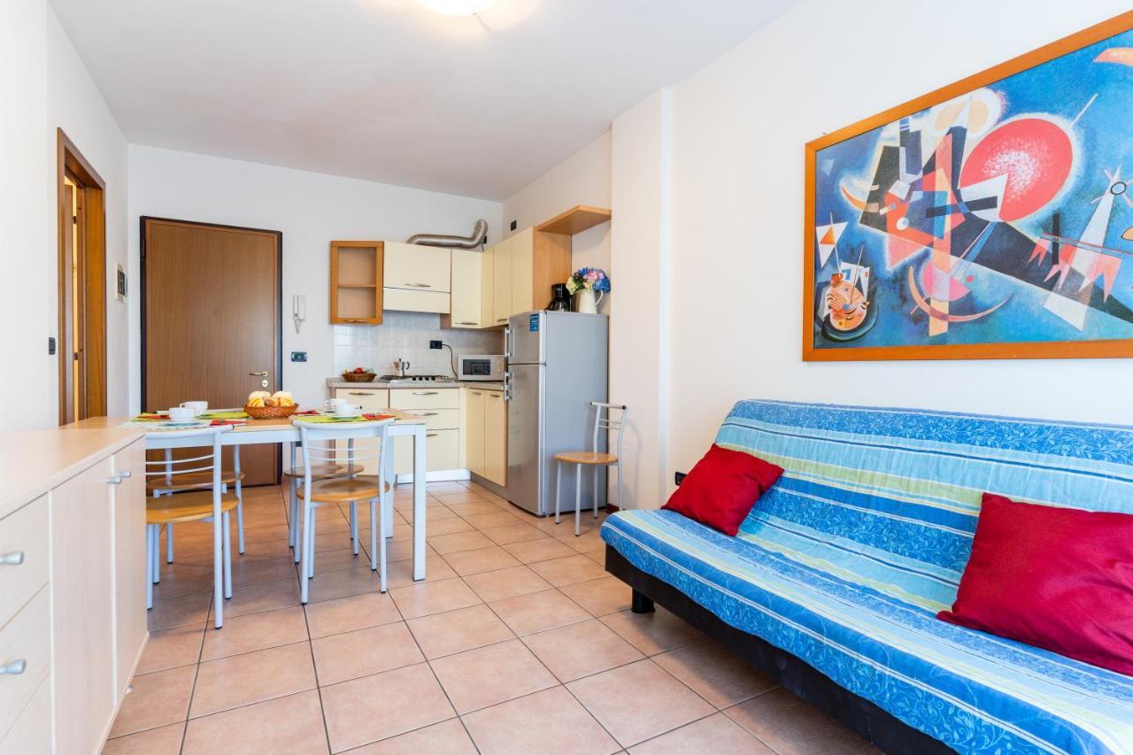 Tigli Lido Altanea Apartment Caorle Bagian luar foto
